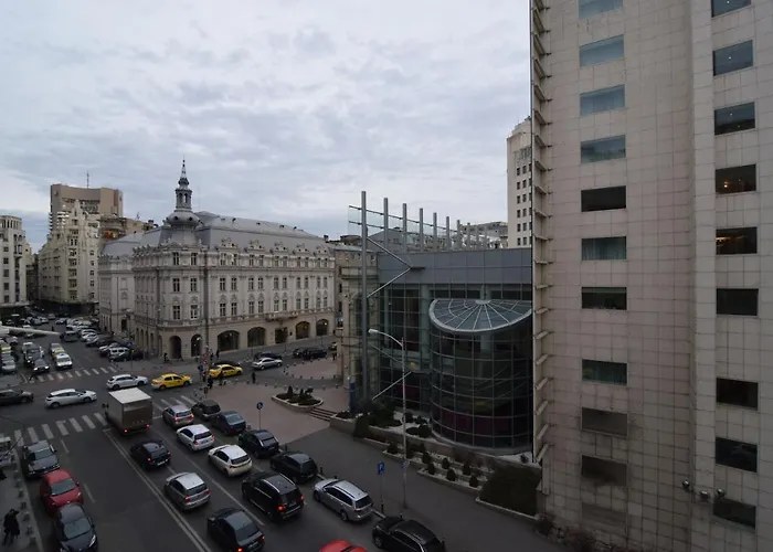 Resedinta Lui Calin - Calea Victoriei Near Royal Palace