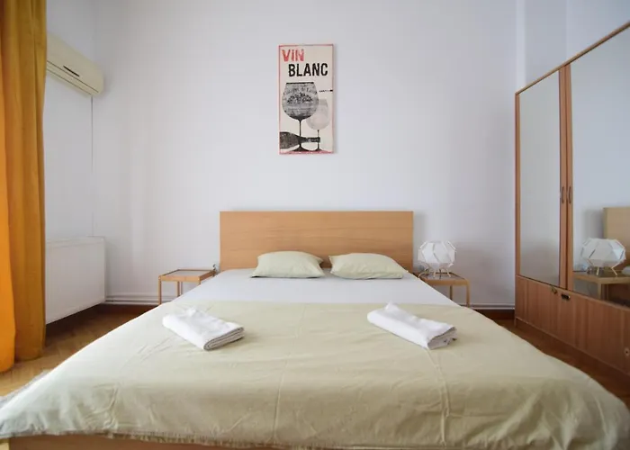 Apartament Resedinta Lui Calin - Calea Victoriei Near Royal Palace Bucureşti